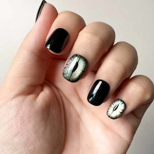 Nocturnal Cat-Eye Gothic